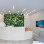 Lotus 42 *